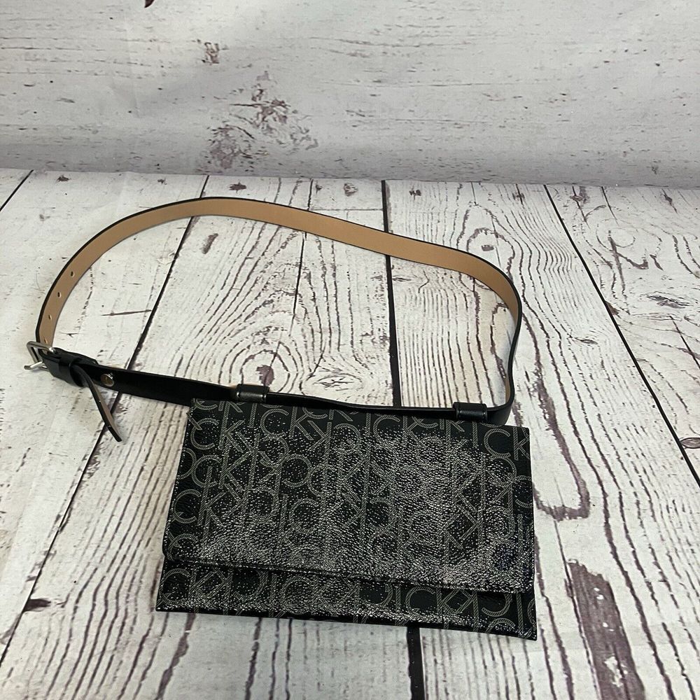 Calvin Klein Purse Magnet Snap Fanny Pack 5 x 8.5‎ Synthetic Leather CK Pattern